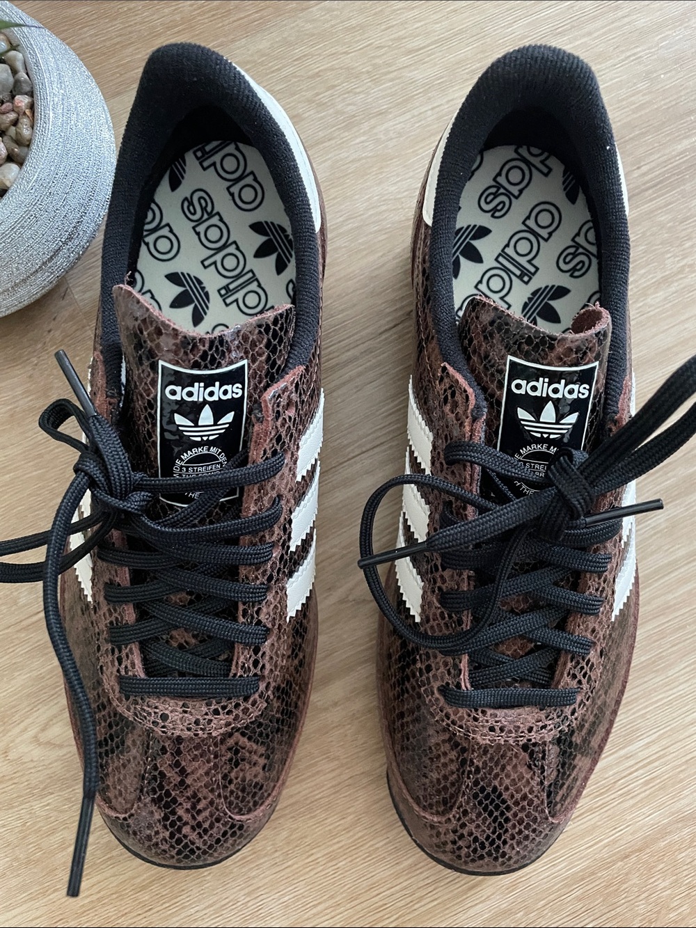adidas. SL72 OG - Picture 3 of 14